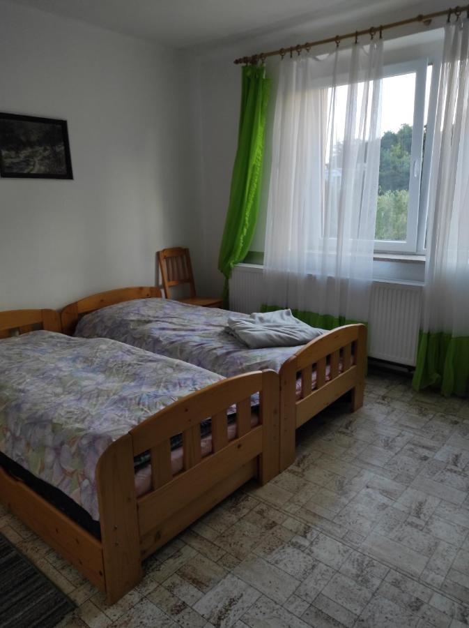 U Lesa Apartment Bohutin  Exterior photo